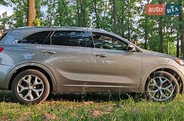 Позашляховик / Кросовер Kia Sorento 2016 в Києві
