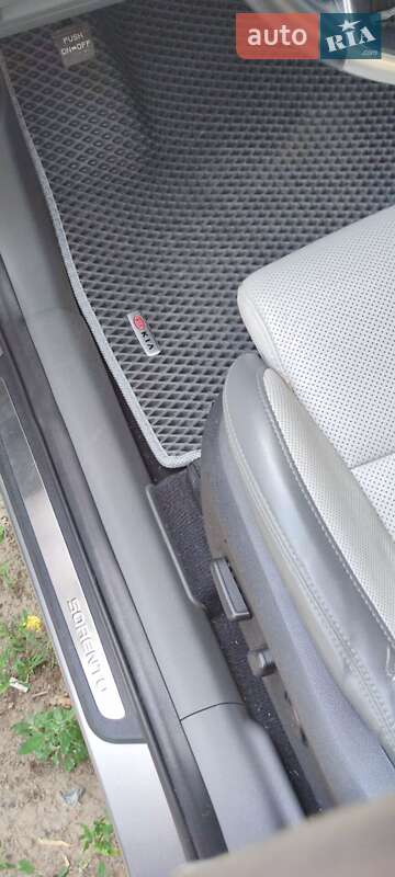 Позашляховик / Кросовер Kia Sorento 2016 в Києві фото 37 Позашляховик / Кросовер Kia Sorento 2016 в Києві