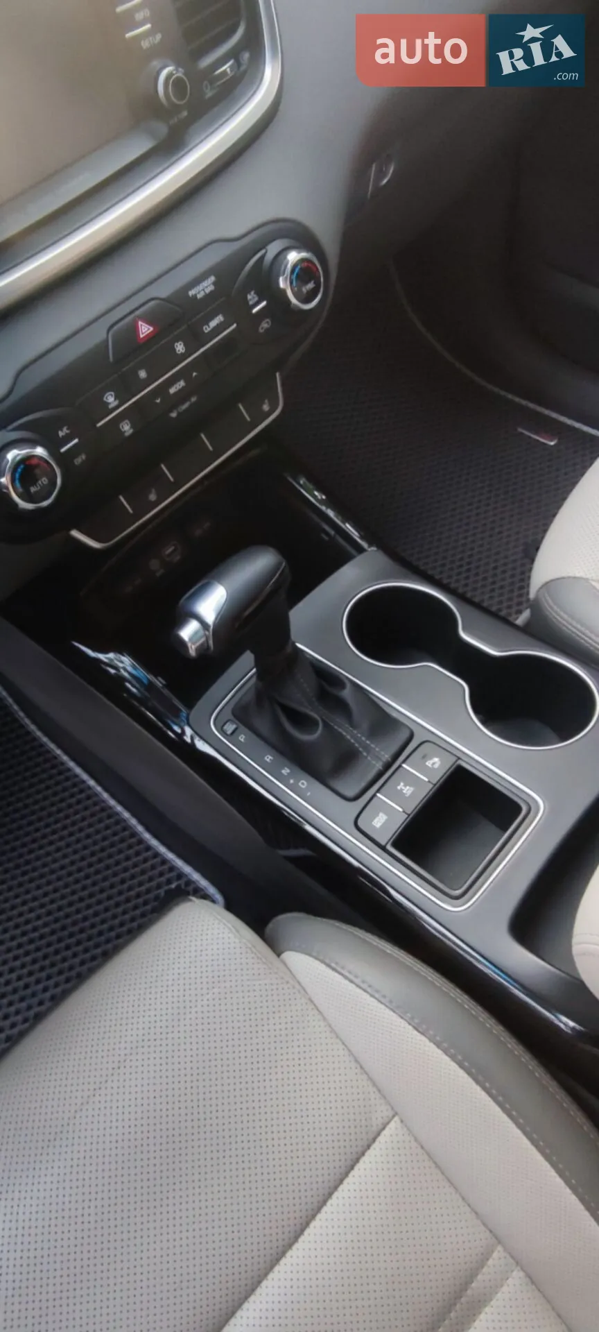 2016 Kia Sorento - мініатюра 42
