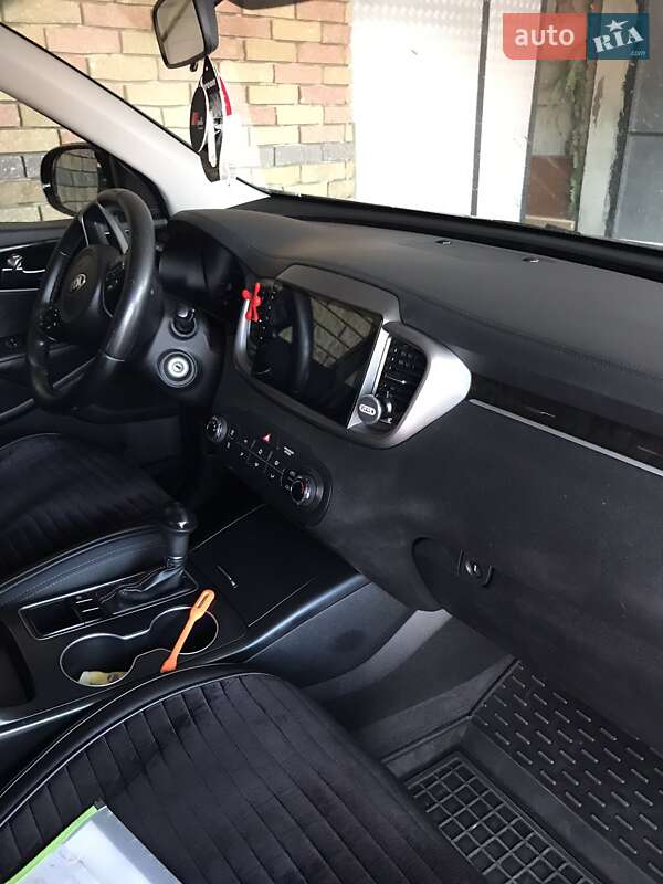 Внедорожник / Кроссовер Kia Sorento 2015 в Теребовле фото 4 Внедорожник / Кроссовер Kia Sorento 2015 в Теребовле