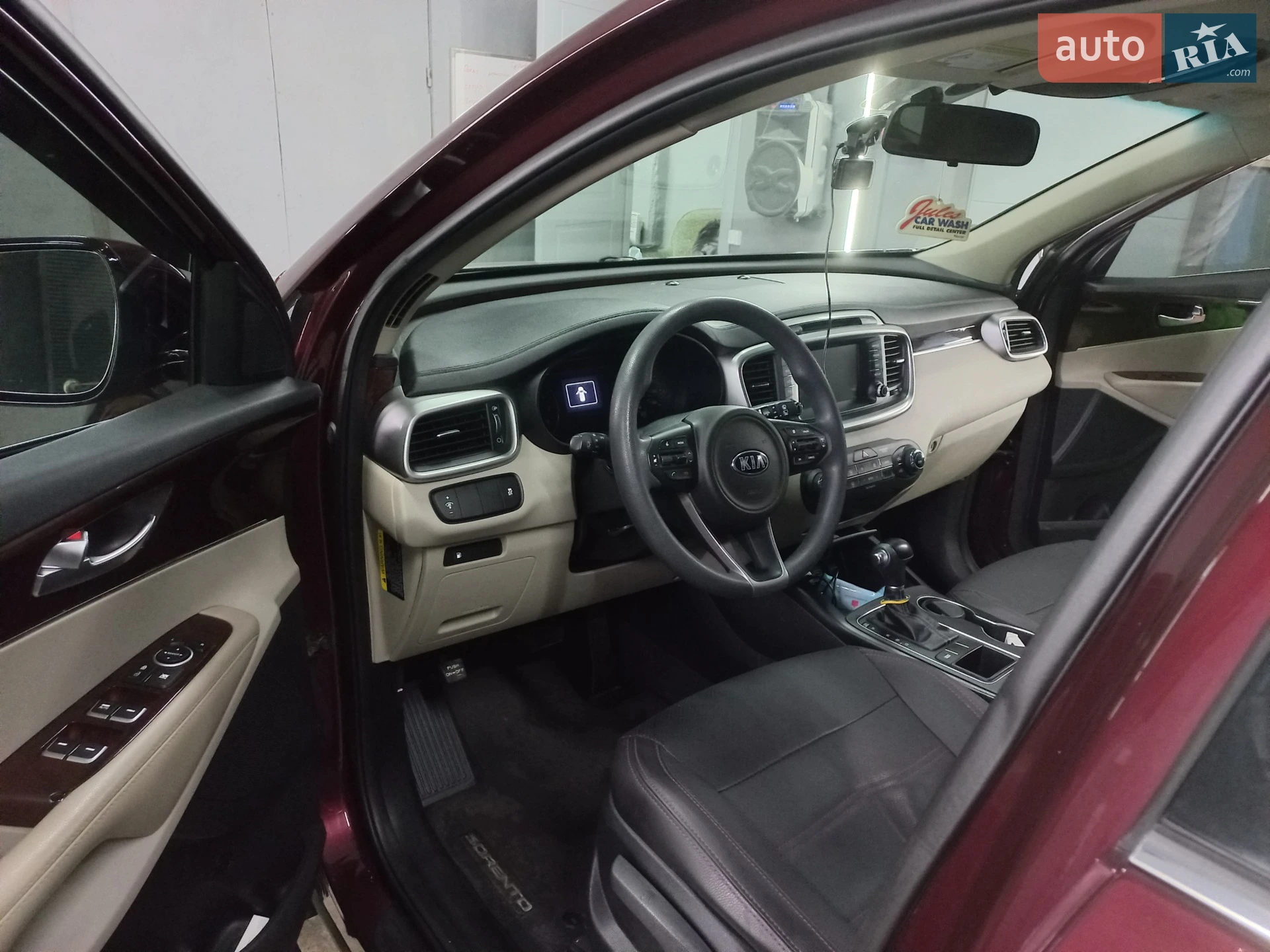 2017 Kia Sorento - мініатюра 9