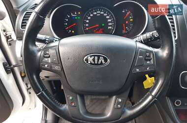 Внедорожник / Кроссовер Kia Sorento 2014 в Костополе