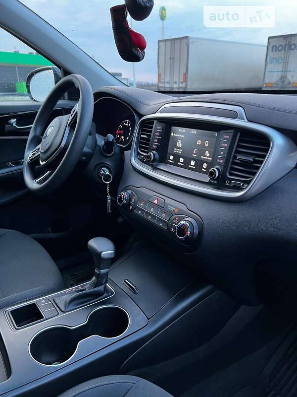 Позашляховик / Кросовер Kia Sorento 2020 в Дніпрі