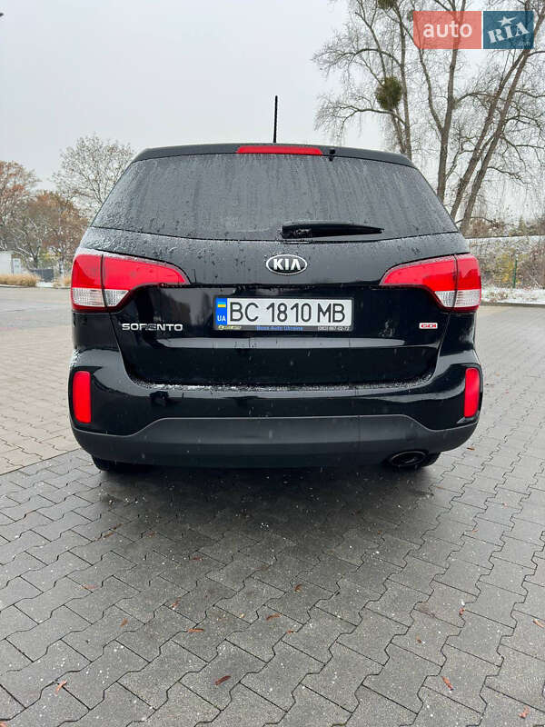 Позашляховик / Кросовер Kia Sorento 2014 в Львові