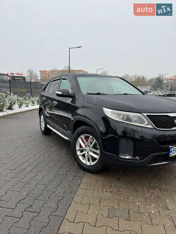 Позашляховик / Кросовер Kia Sorento 2014 в Львові