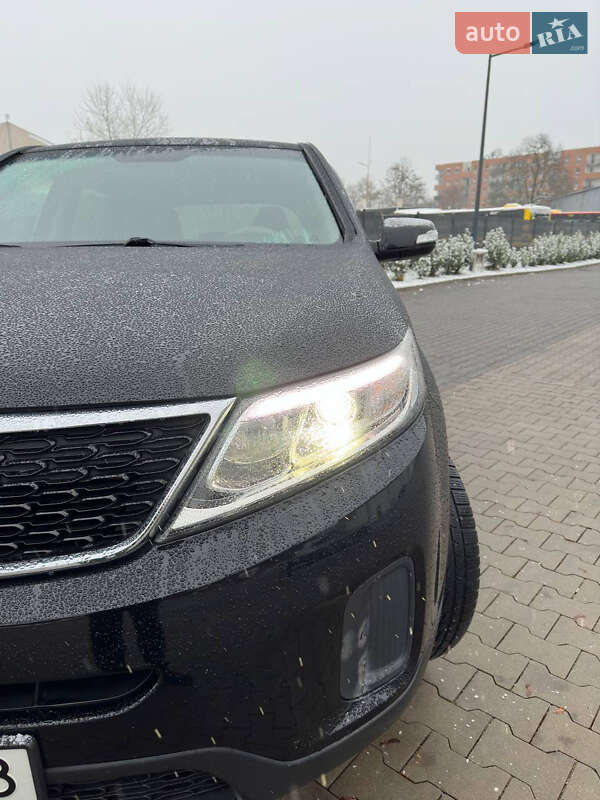 Позашляховик / Кросовер Kia Sorento 2014 в Львові