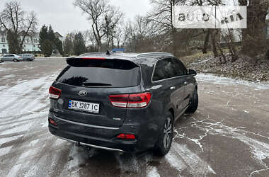 Внедорожник / Кроссовер Kia Sorento 2015 в Корсуне-Шевченковском