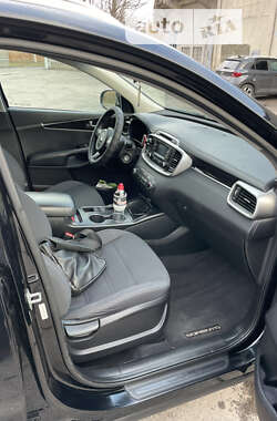 Внедорожник / Кроссовер Kia Sorento 2015 в 