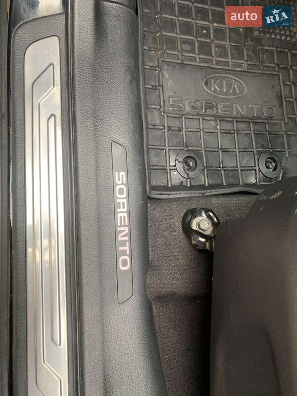 Позашляховик / Кросовер Kia Sorento 2010 в Чернівцях