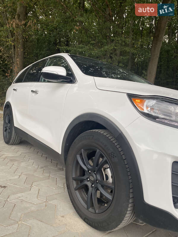 Внедорожник / Кроссовер Kia Sorento 2018 в Тернополе