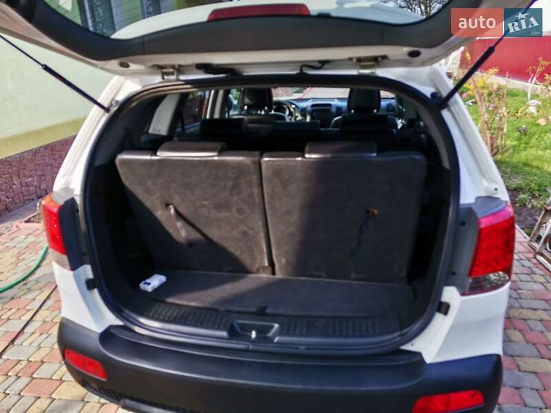 Внедорожник / Кроссовер Kia Sorento 2010 в Житомире