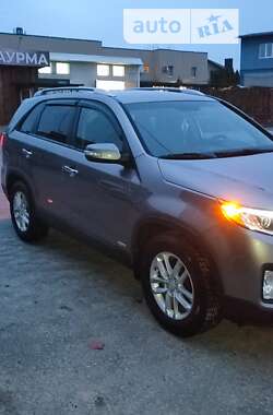 Внедорожник / Кроссовер Kia Sorento 2013 в Ровно