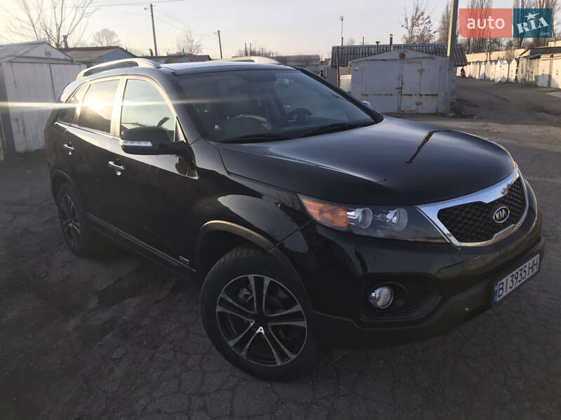 Позашляховик / Кросовер Kia Sorento 2011 в Кременчуці