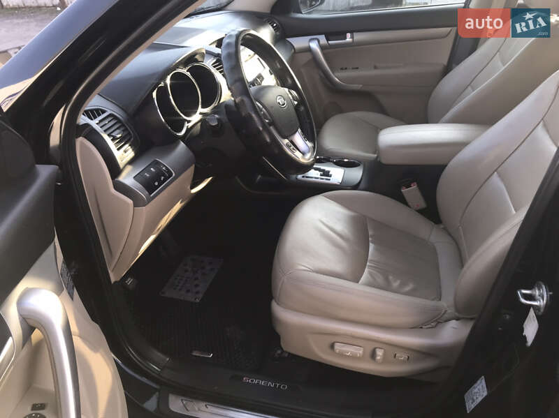 Позашляховик / Кросовер Kia Sorento 2011 в Кременчуці