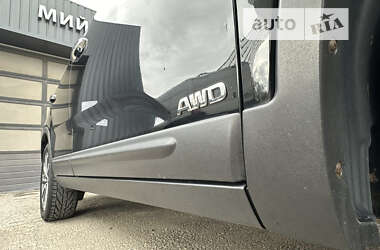 Позашляховик / Кросовер Kia Sorento 2012 в  фото 37 Позашляховик / Кросовер Kia Sorento 2012 в