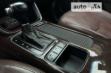 Позашляховик / Кросовер Kia Sorento 2012 в  фото 48 Позашляховик / Кросовер Kia Sorento 2012 в