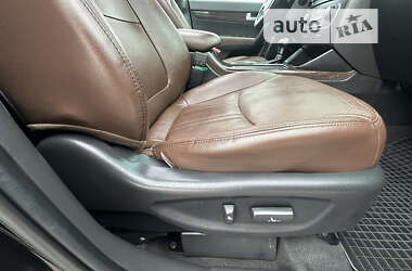 Позашляховик / Кросовер Kia Sorento 2012 в  фото 56 Позашляховик / Кросовер Kia Sorento 2012 в