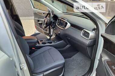 Внедорожник / Кроссовер Kia Sorento 2017 в 