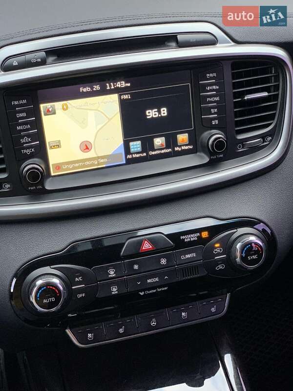 Внедорожник / Кроссовер Kia Sorento 2016 в Бородянке