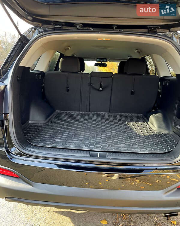 Позашляховик / Кросовер Kia Sorento 2016 в Сокалі