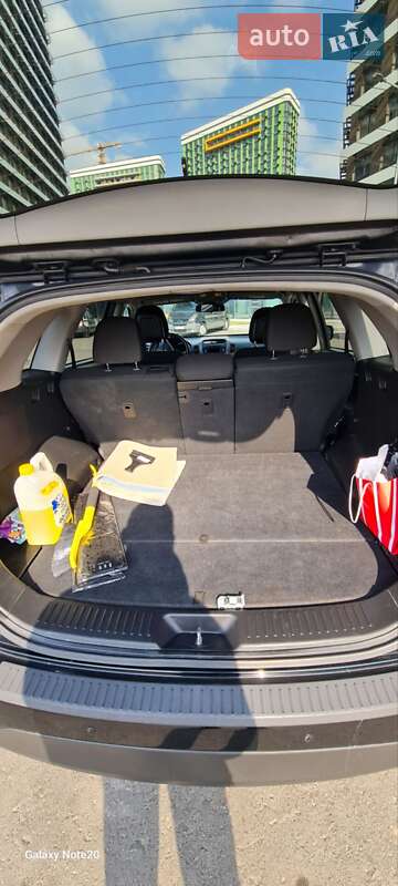 Позашляховик / Кросовер Kia Sorento 2013 в Києві