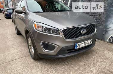 Позашляховик / Кросовер Kia Sorento 2016 в Києві