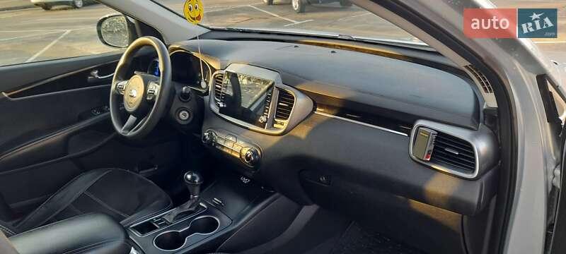 Позашляховик / Кросовер Kia Sorento 2015 в Бучі