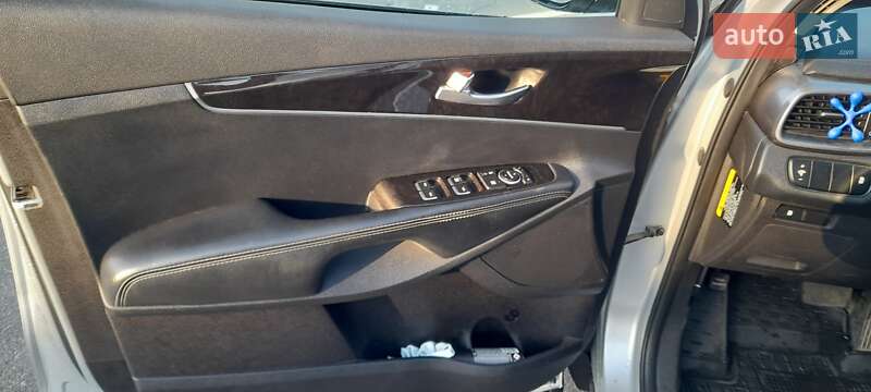 Позашляховик / Кросовер Kia Sorento 2015 в Бучі