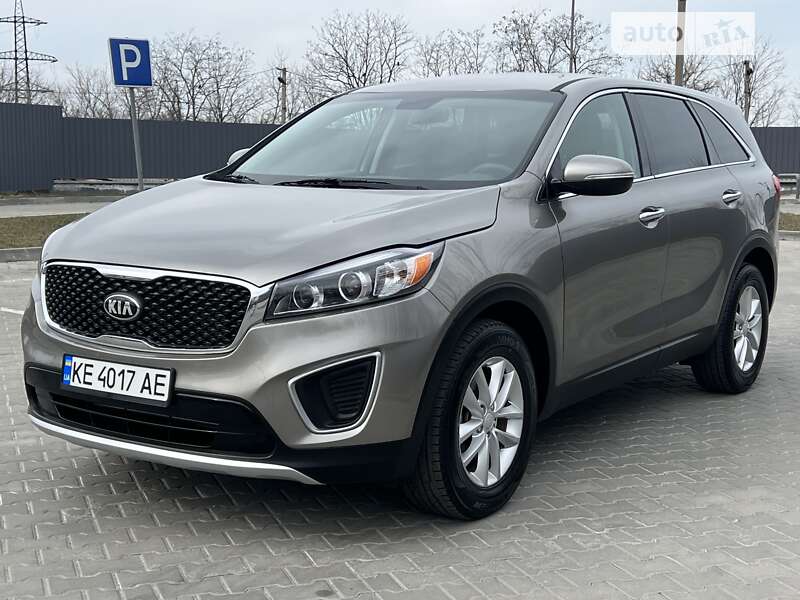 Внедорожник / Кроссовер Kia Sorento 2017 в Днепре