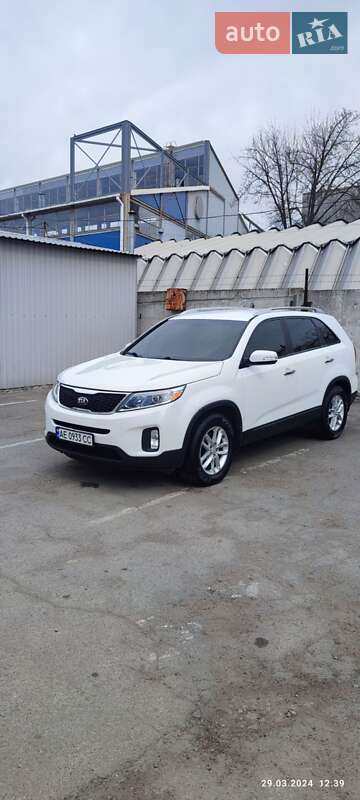 Позашляховик / Кросовер Kia Sorento 2014 в Дніпрі