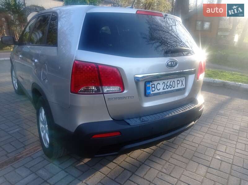 Внедорожник / Кроссовер Kia Sorento 2012 в Дрогобыче