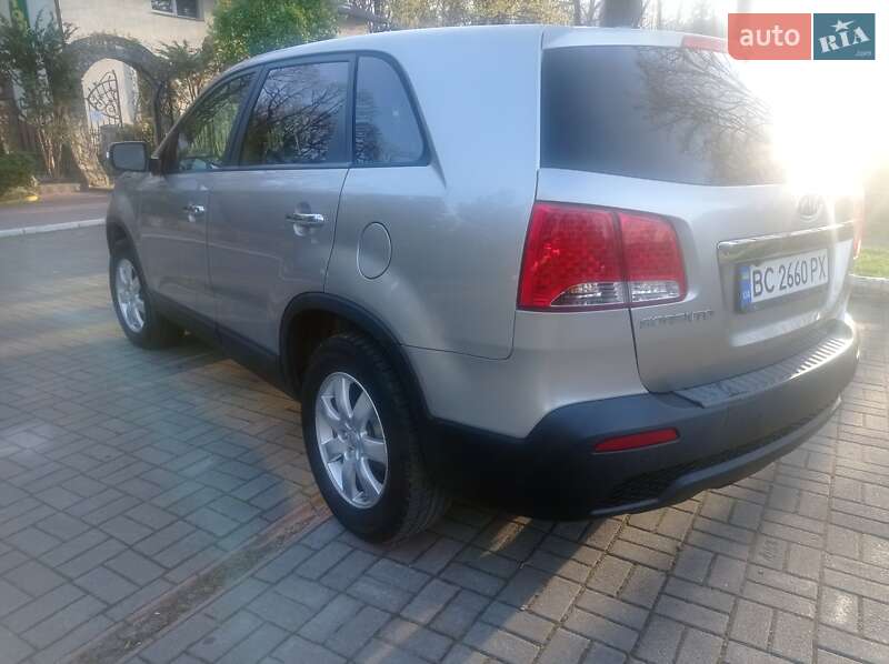 Внедорожник / Кроссовер Kia Sorento 2012 в Дрогобыче