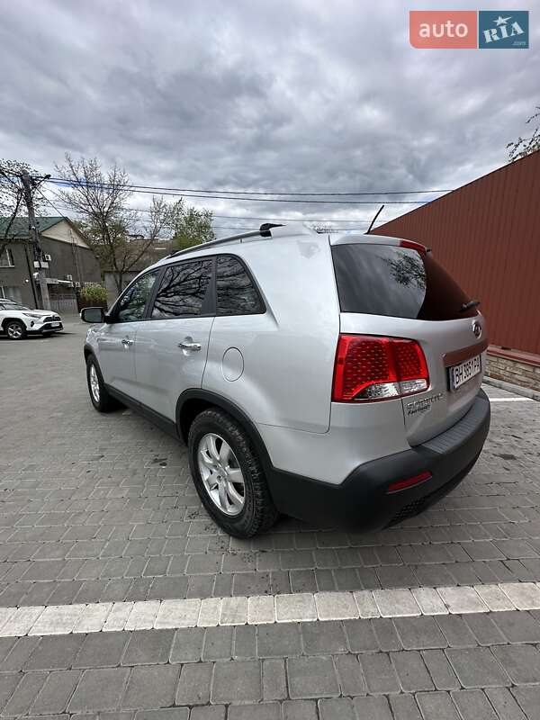 Внедорожник / Кроссовер Kia Sorento 2011 в Одессе
