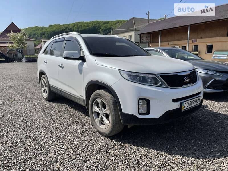 Внедорожник / Кроссовер Kia Sorento 2013 в Иршаве