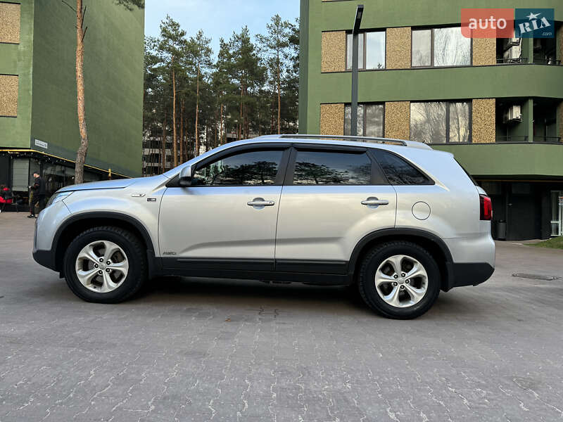 Позашляховик / Кросовер Kia Sorento 2013 в Києві