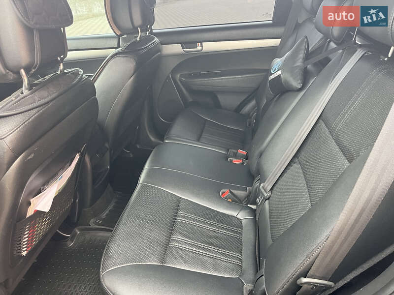 Позашляховик / Кросовер Kia Sorento 2013 в Гайсину