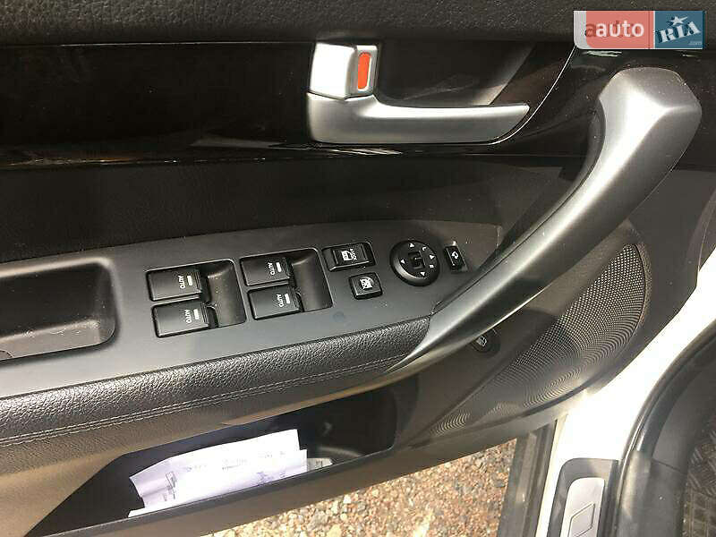 Внедорожник / Кроссовер Kia Sorento 2014 в Тернополе
