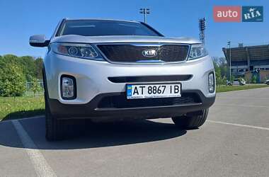 Позашляховик / Кросовер Kia Sorento 2012 в Івано-Франківську