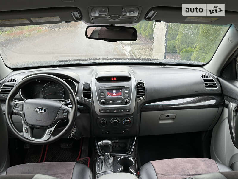 Внедорожник / Кроссовер Kia Sorento 2013 в Киеве