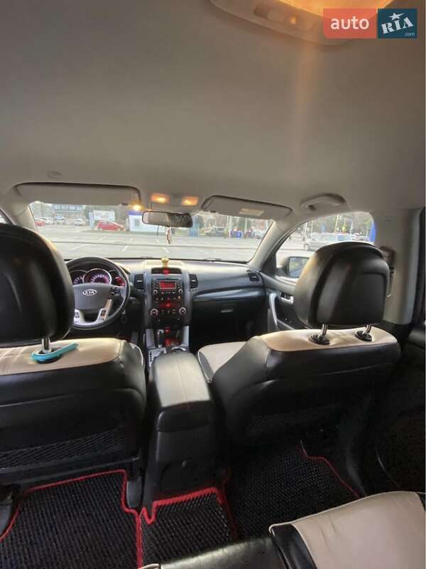 Позашляховик / Кросовер Kia Sorento 2011 в Хусті