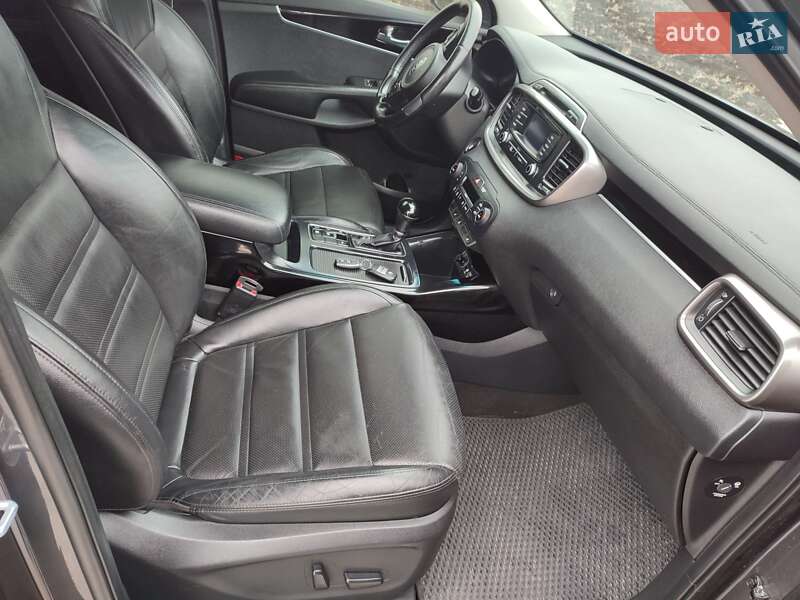 Внедорожник / Кроссовер Kia Sorento 2016 в Гайсине
