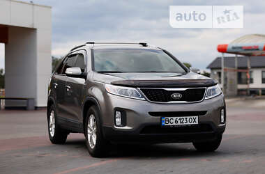 Позашляховик / Кросовер Kia Sorento 2013 в Львові