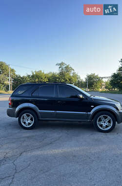 Внедорожник / Кроссовер Kia Sorento 2003 в 