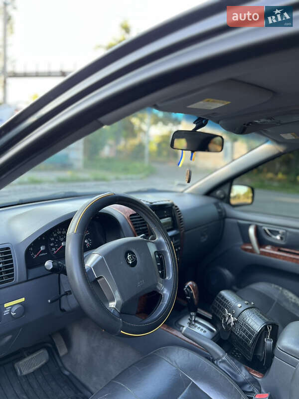 Позашляховик / Кросовер Kia Sorento 2003 в Кривому Розі