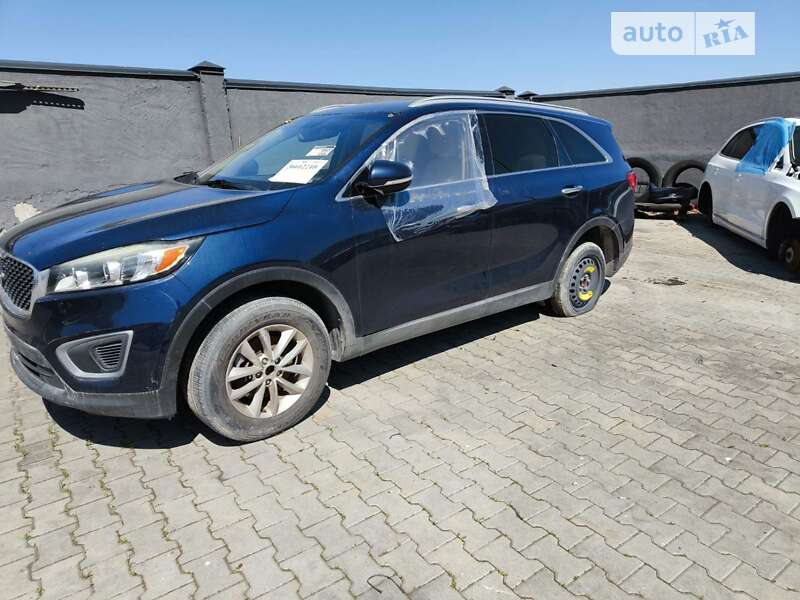 Позашляховик / Кросовер Kia Sorento 2016 в Богуславі