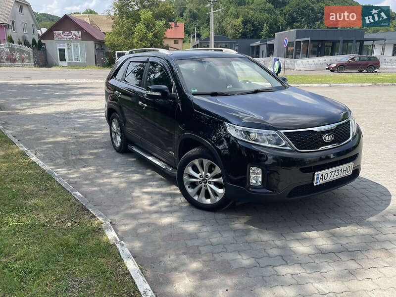 Внедорожник / Кроссовер Kia Sorento 2012 в Тячеве фото 2 Внедорожник / Кроссовер Kia Sorento 2012 в Тячеве