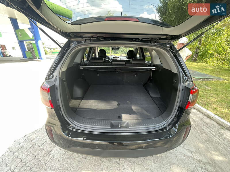 Внедорожник / Кроссовер Kia Sorento 2012 в Тячеве фото 9 Внедорожник / Кроссовер Kia Sorento 2012 в Тячеве