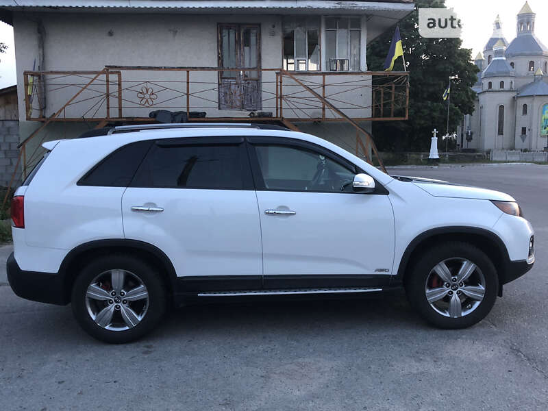 Внедорожник / Кроссовер Kia Sorento 2012 в Ровно