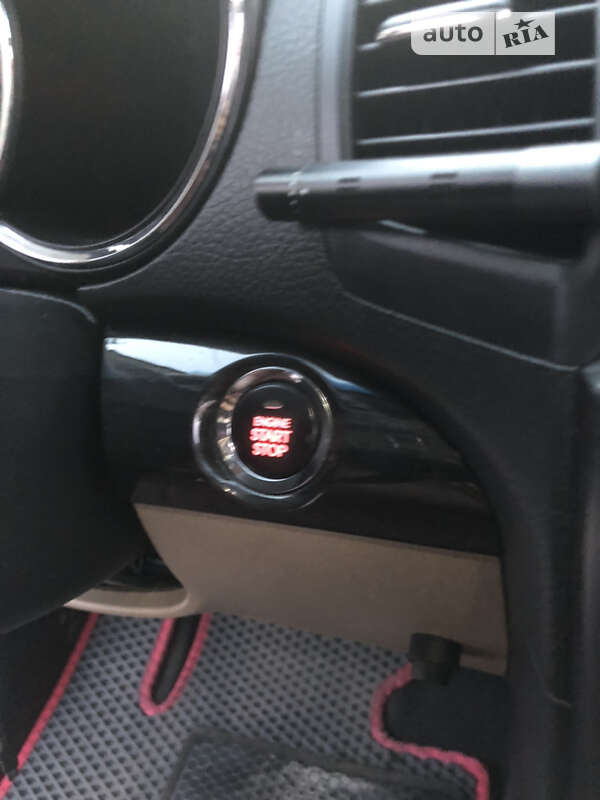 Внедорожник / Кроссовер Kia Sorento 2012 в Ровно
