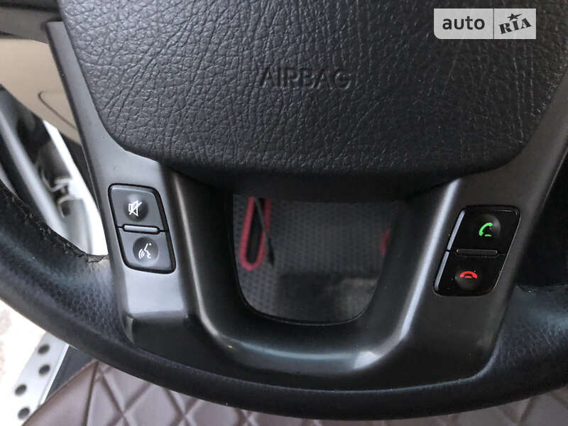Внедорожник / Кроссовер Kia Sorento 2012 в Ровно